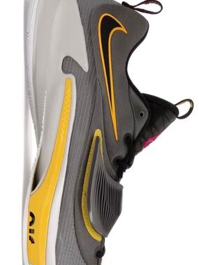 Nike Zoom Freak 3 Low Battery
